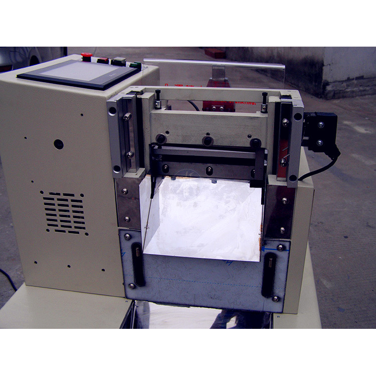 HX-160D Photoelectricity Tracing Cutting Machine