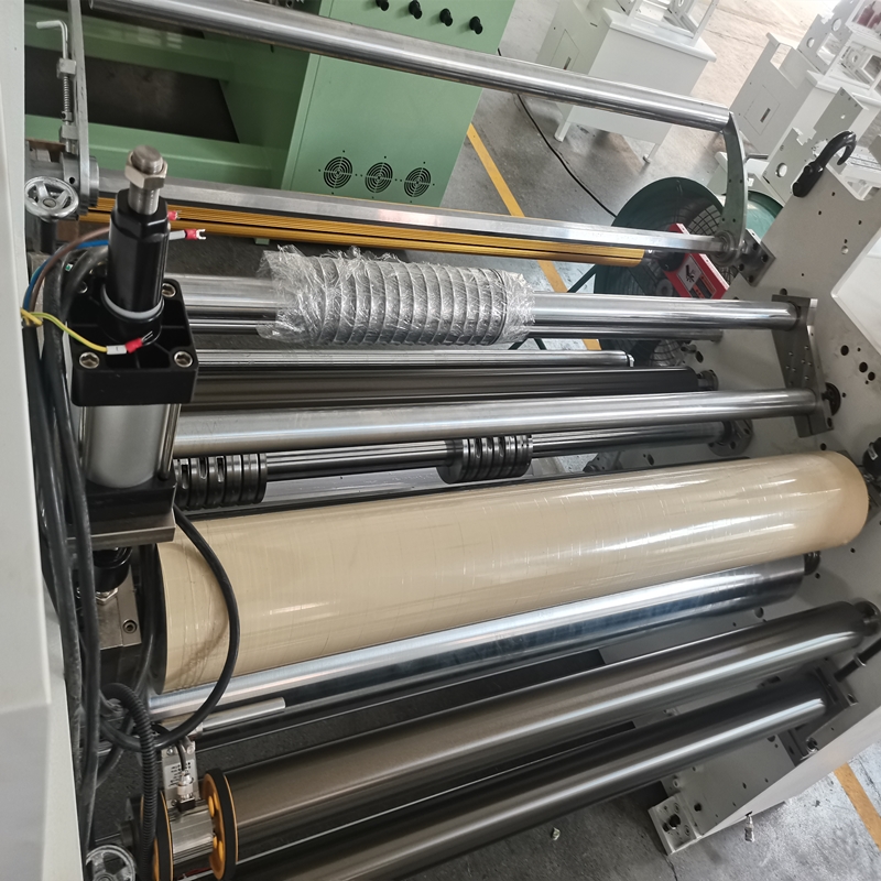 Factory Cloth Nonwoven Fabric Roll Slitting Rewinding Machine